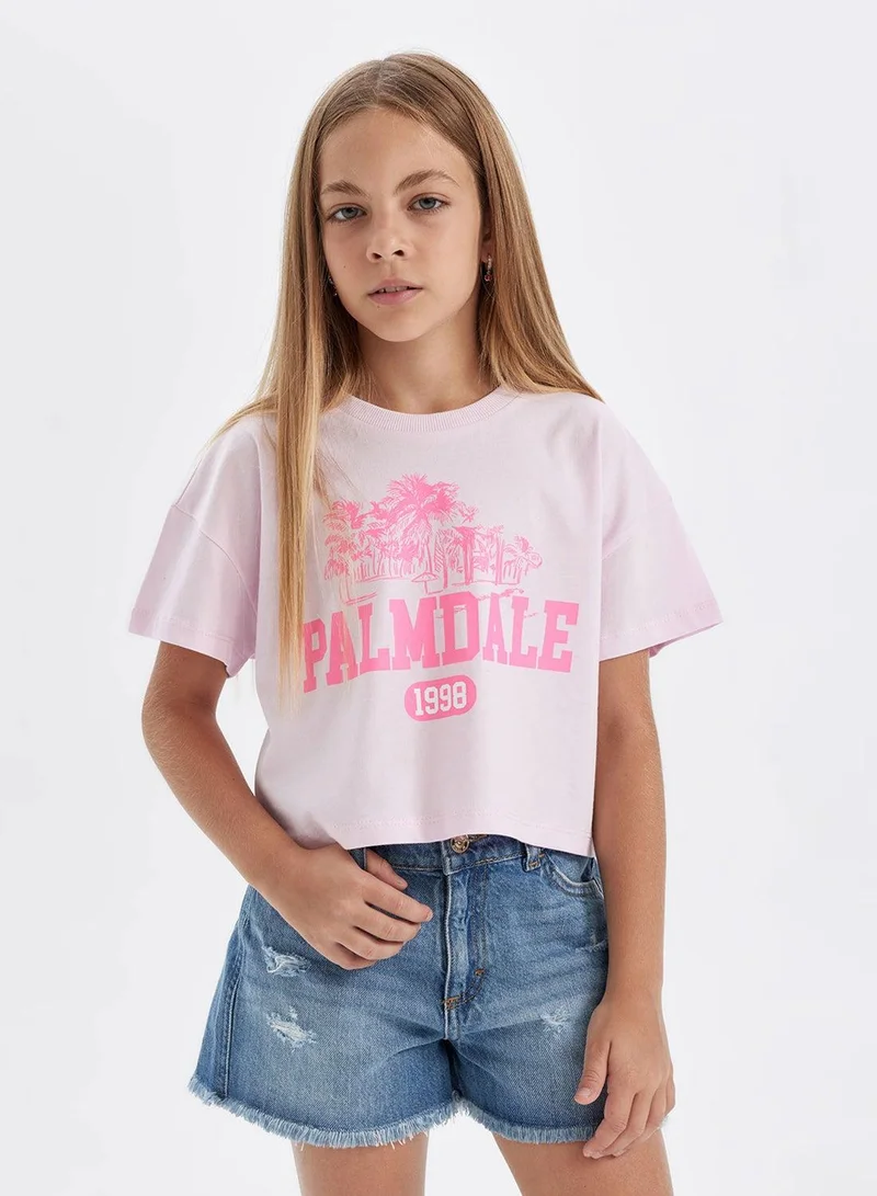 ديفاكتو تيشيرت بأكمام قصيرة وطبعة بياقة دائرية